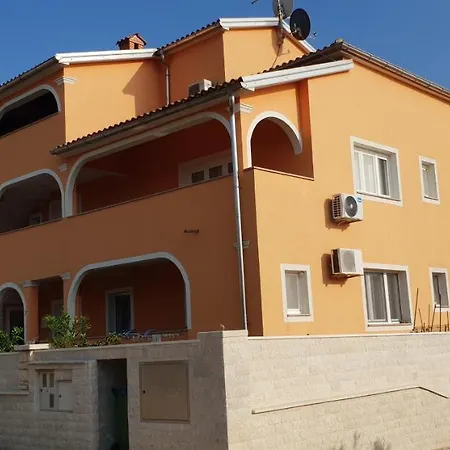 Citrus Novigrad Διαμέρισμα *